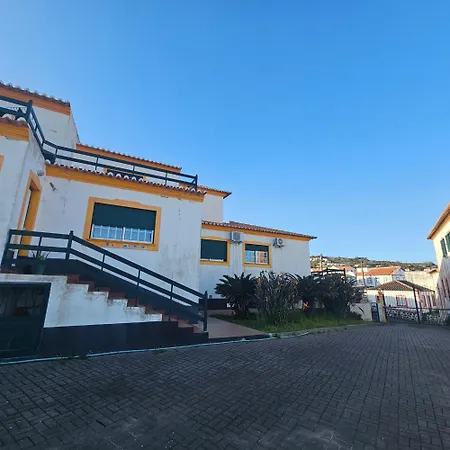 Rocky3 アパート アングラ・ド・エロイーズモ